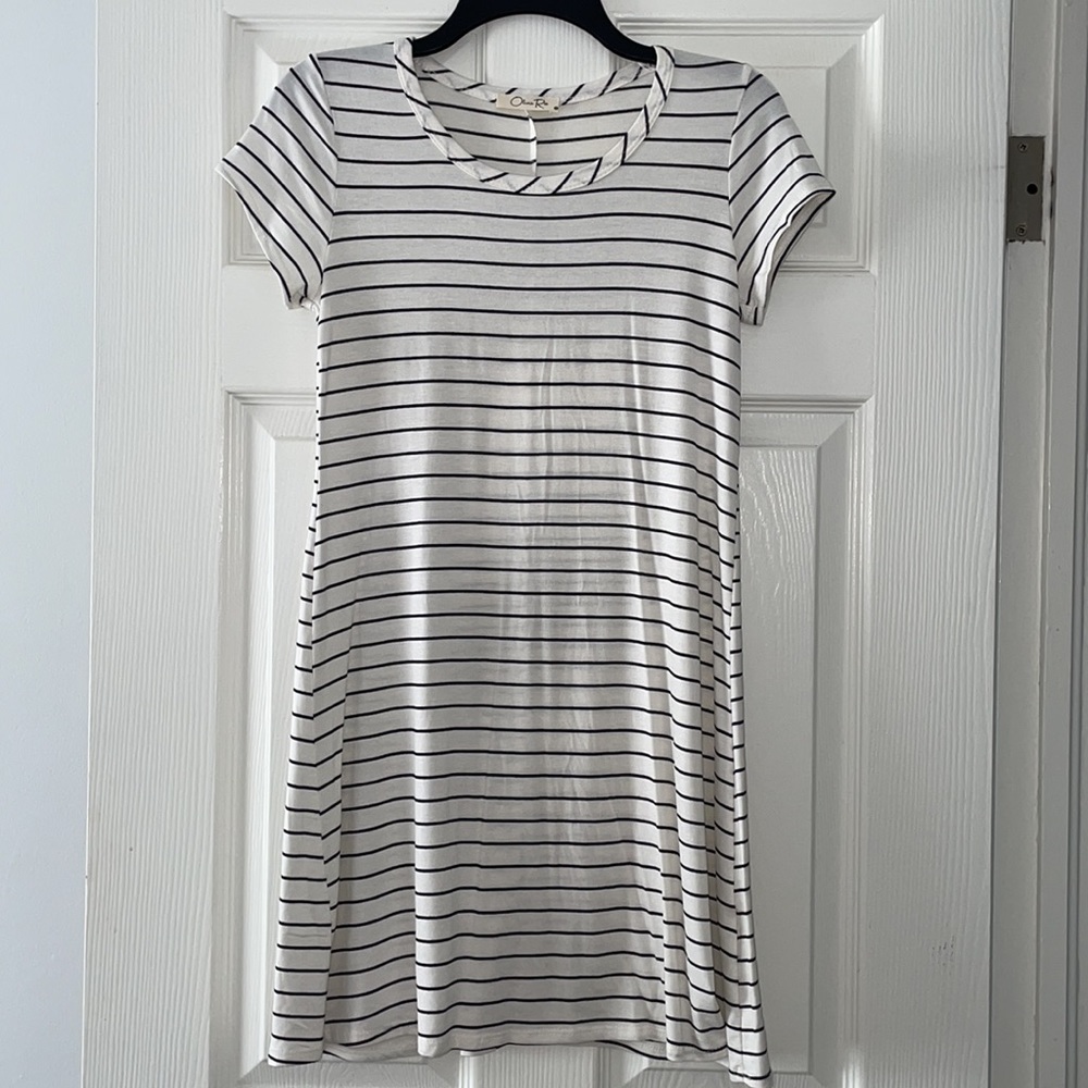 Olivia Rae T Shirt Dress - Picture 2 of 5
